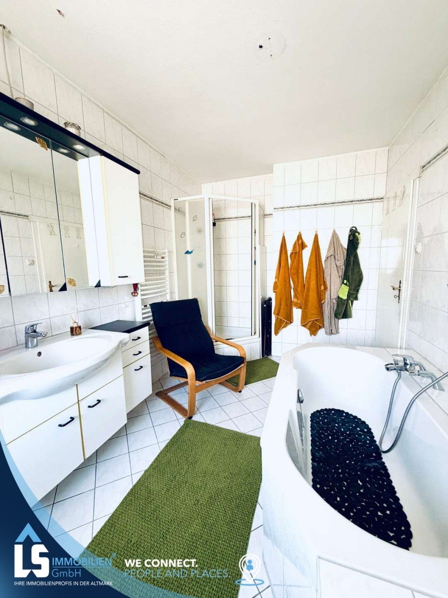 Badezimmer im OG Reihenendhaus Osterburg (Altmark)