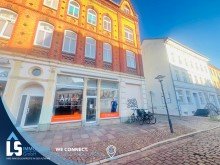 Hausansicht Attraktives Aush�ngeschild f�r Ihr Business!