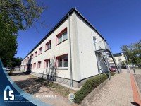 Hauptbild Großzügig, modern, Fläche teilbar, Außenstellplätze und Garagen!