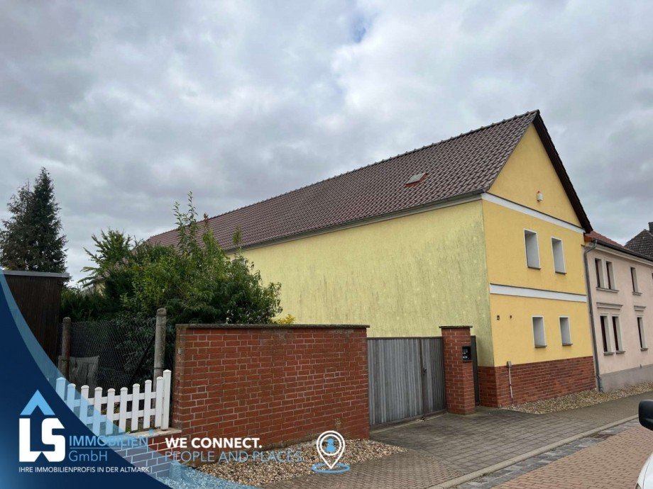 Seitenansicht Einfamilienhaus Gro� Santersleben