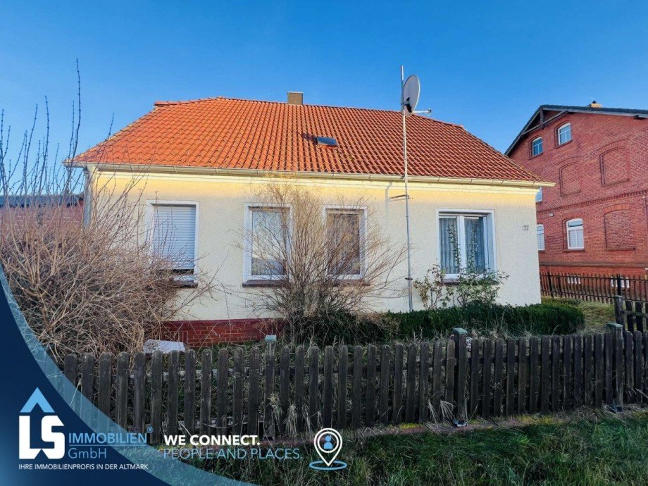 Hausansicht Einfamilienhaus Stendal OT Vinzelberg