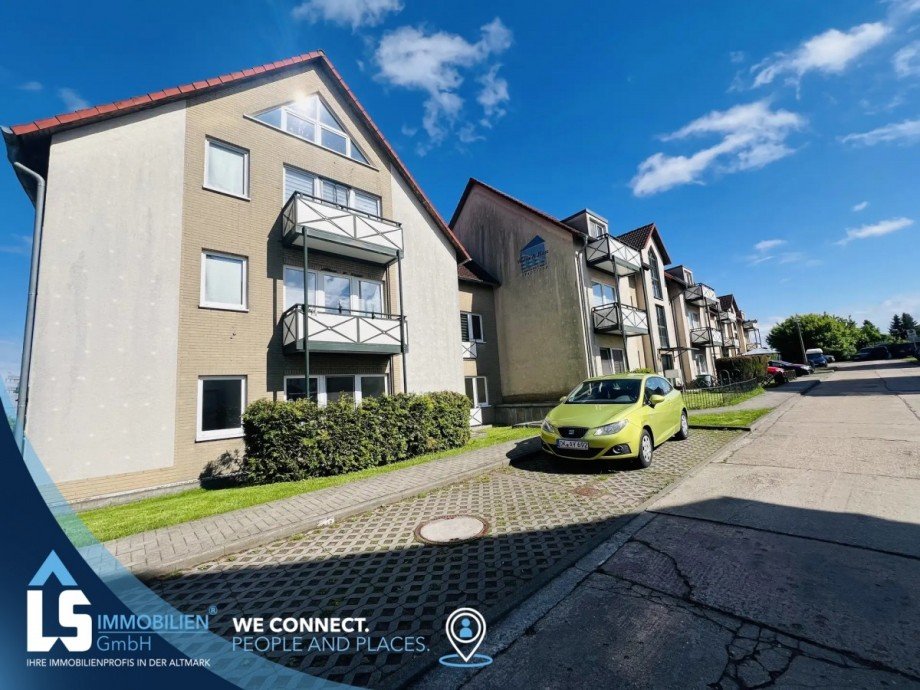 Hausansicht Dachgeschosswohnung Dahlenwarsleben