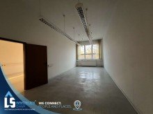Beispiel R�umlichkeiten Raum f�r Neues- Bestandsgeb�ude mit hervorragender Wohnbau-Perspektive!