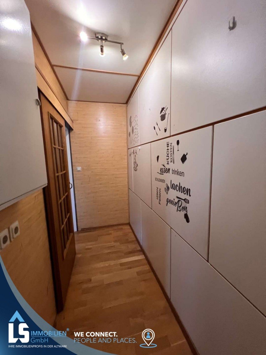 Flur Mehrfamilienhaus Nahrstedt