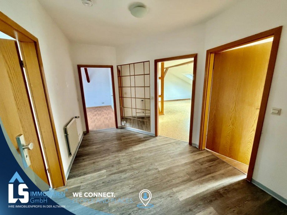 Flur Dachgeschosswohnung Stendal