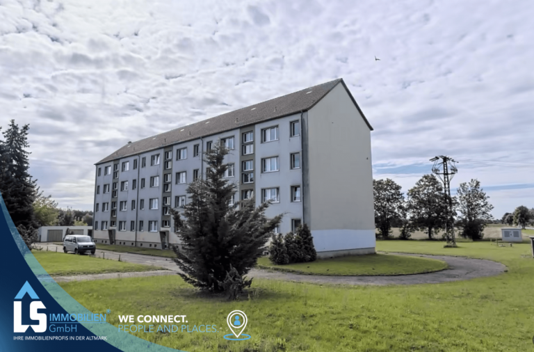 Hausansicht Lindtorf Mehrfamilienhaus Sanierungsbed�rftiges Mehrfamilienhaus in Lindtorf