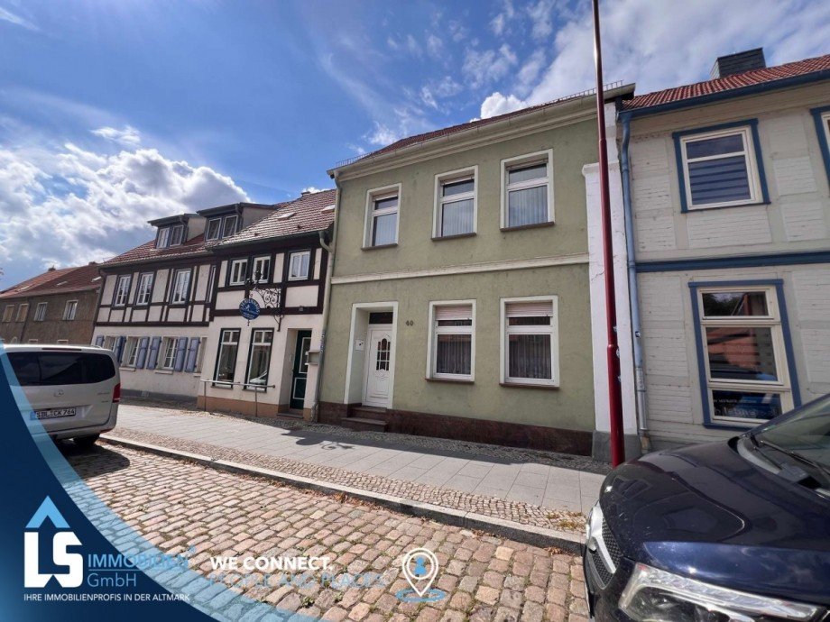 Hausansicht Reihenmittelhaus Tangerm�nde
