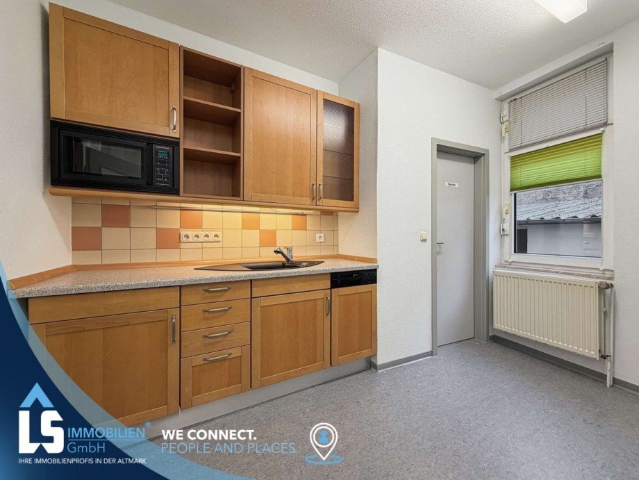 K�che B�rofl�che Stendal