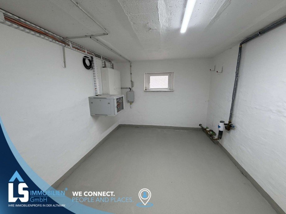 Keller Technikraum Doppelhaush�lfte Havelberg