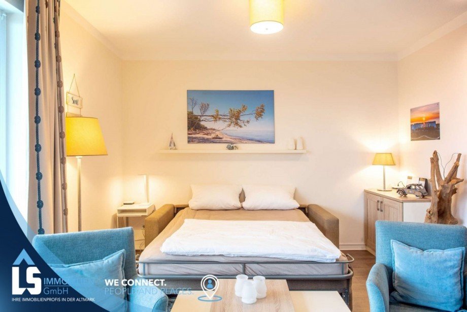 Schlafcouch 1,60 m x 2,00 m im Wohnzimmer Etagenwohnung B�rgerende-Rethwisch