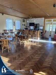 Saal Charmante Gastst�tte mit vielseitigem Potenzial - Ideal f�r Gewerbe oder Umbau zu Wohnzwecken