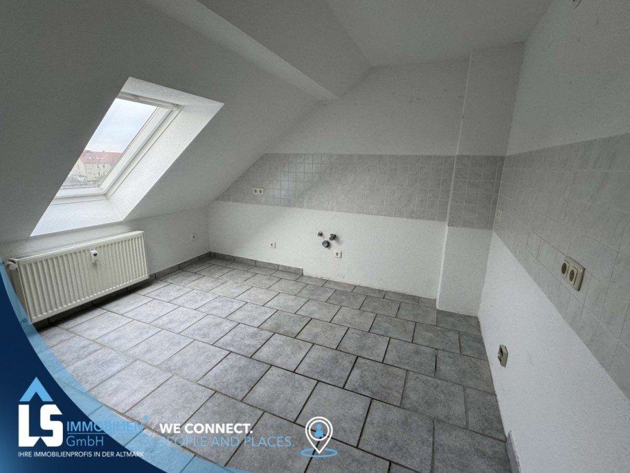 Kochen DG Mehrfamilienhaus Tangerh�tte