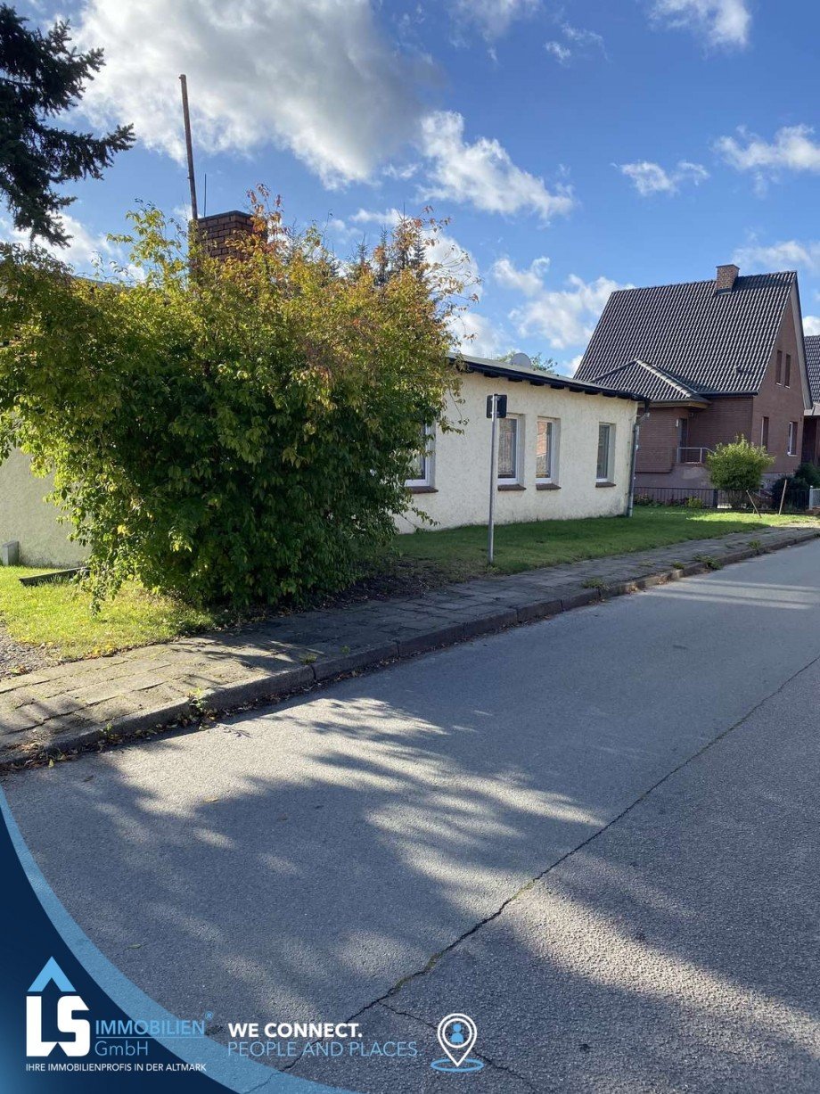 Seitenansicht Einfamilienhaus B�tzow