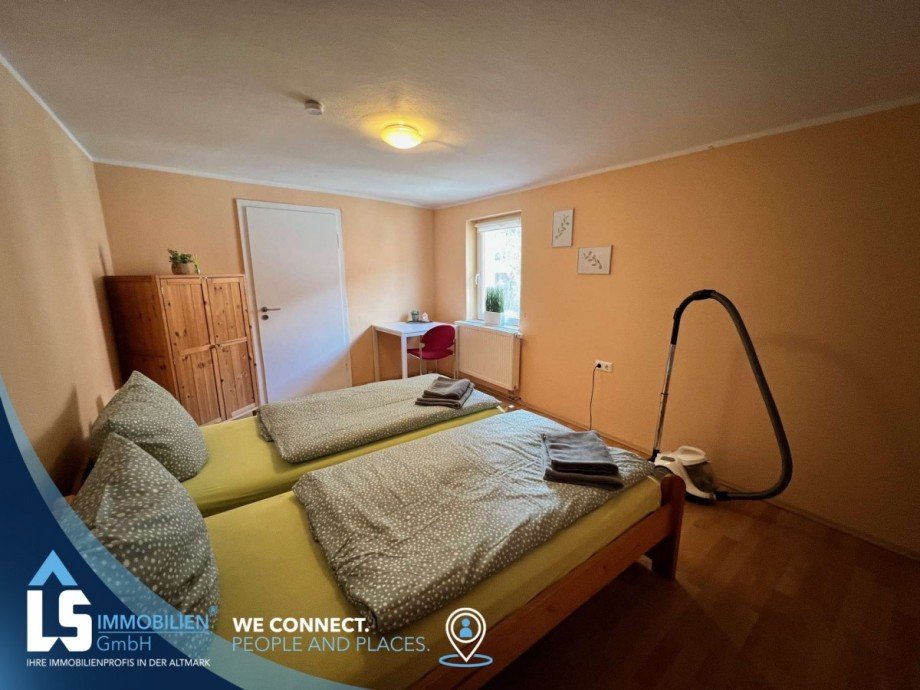 Beispielzimmer Mehrfamilienhaus Rog�tz