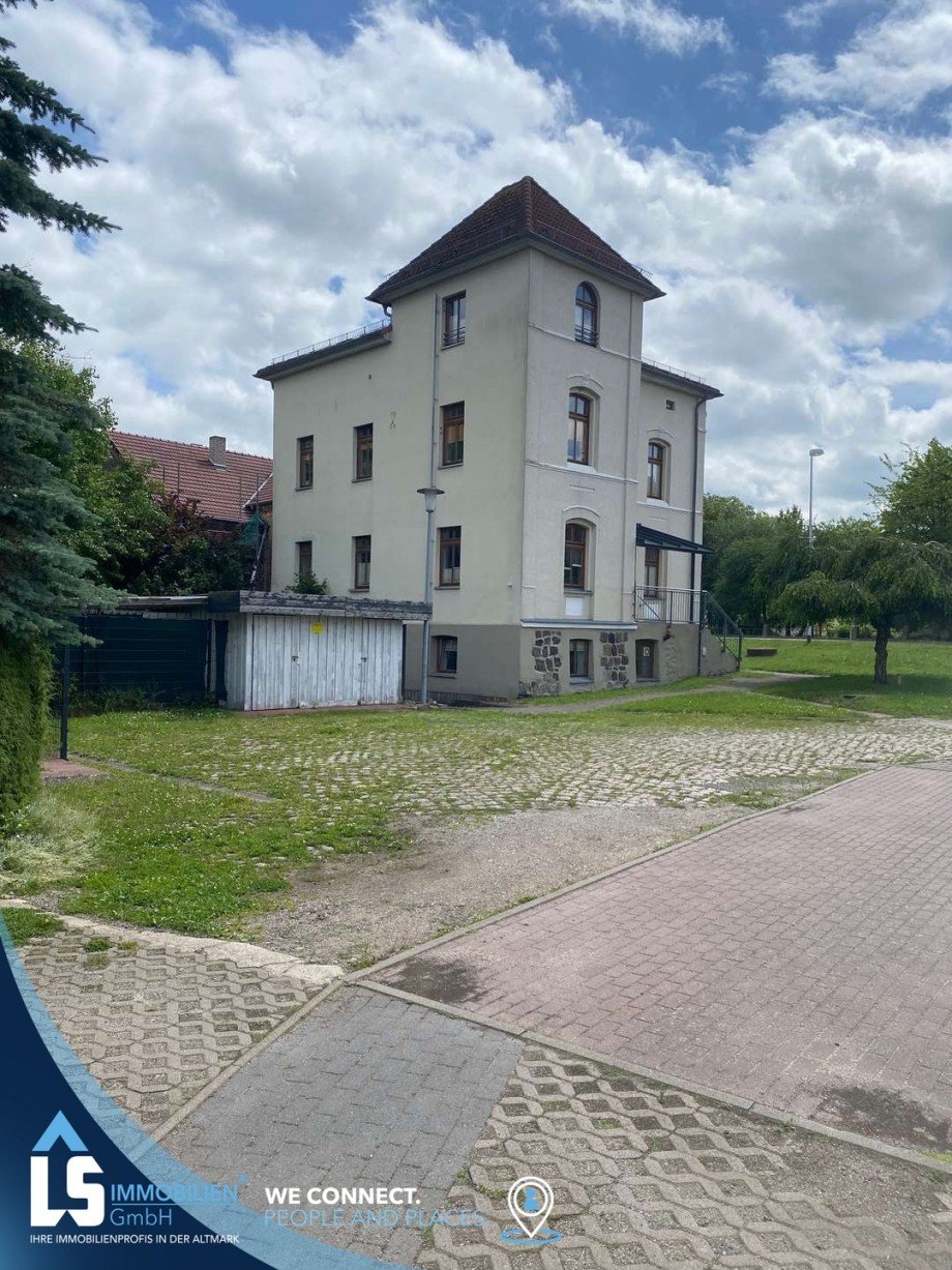 Au�enansicht Mehrfamilienhaus Malchin