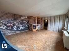 Partyraum Platz f�r die ganze Familie. Einfamilienhaus mit gro�em Grundst�ck