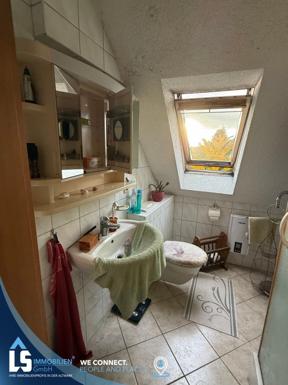 Bad DG.jpg Einfamilienhaus Stendal