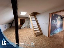 Dachgeschoss Platz f�r die ganze Familie. Einfamilienhaus mit gro�em Grundst�ck