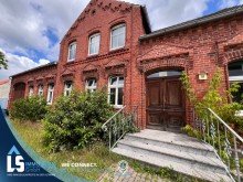 Au�enansicht Platz f�r die ganze Familie. Einfamilienhaus mit gro�em Grundst�ck