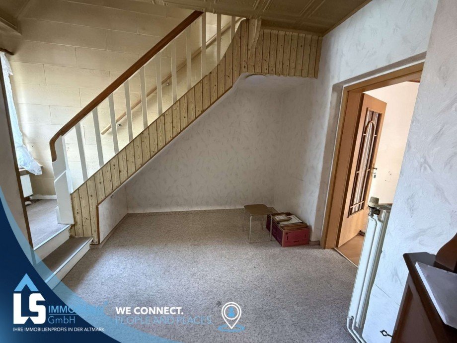 Flur Doppelhaush�lfte D�mitz OT Heidhof