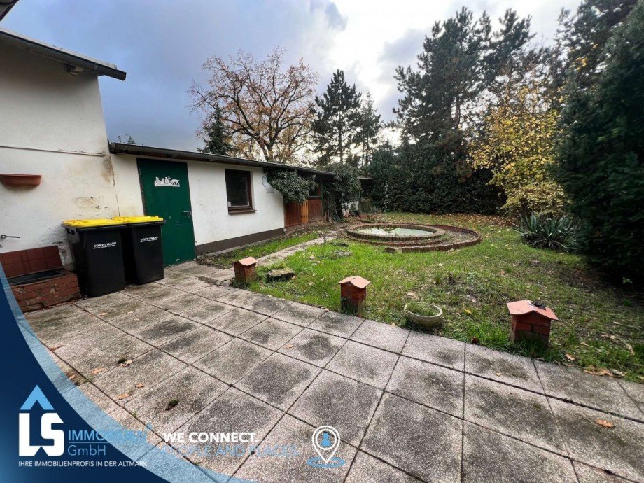 Grundst�ck Reihenmittelhaus Tangerm�nde
