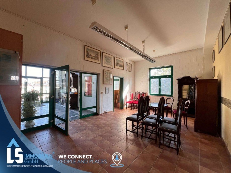 Einheit 1 Vorraum Wohn- / Gesch�ftshaus Wusterhausen/Dosse