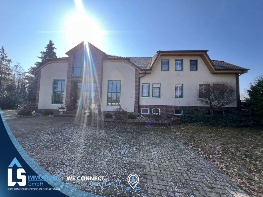 Hausansicht Wohn- / Gesch�ftshaus Wusterhausen/Dosse