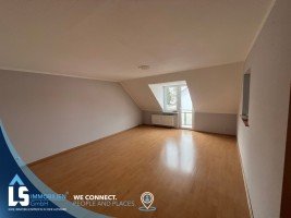 Hauptbild Renoviert, gro�z�gig und hell!