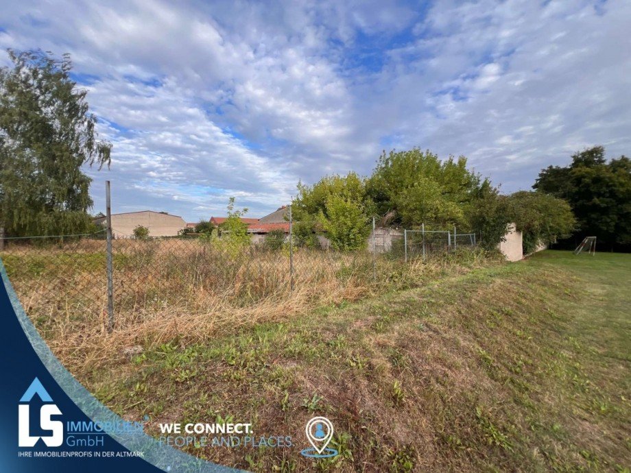 anliegende Wiese Zweifamilienhaus Bellingen