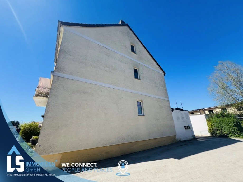 Seitenansicht Mehrfamilienhaus Kalbe (Milde)