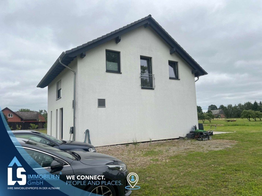 Ansicht vom Parkplatz Einfamilienhaus Wahrenberg OT Aland