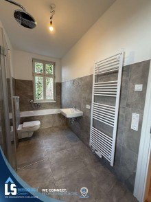 Bad EG.jpg Frisch sanierte Stadtvilla mit Sonder-AfA in Bestlage von Stendal