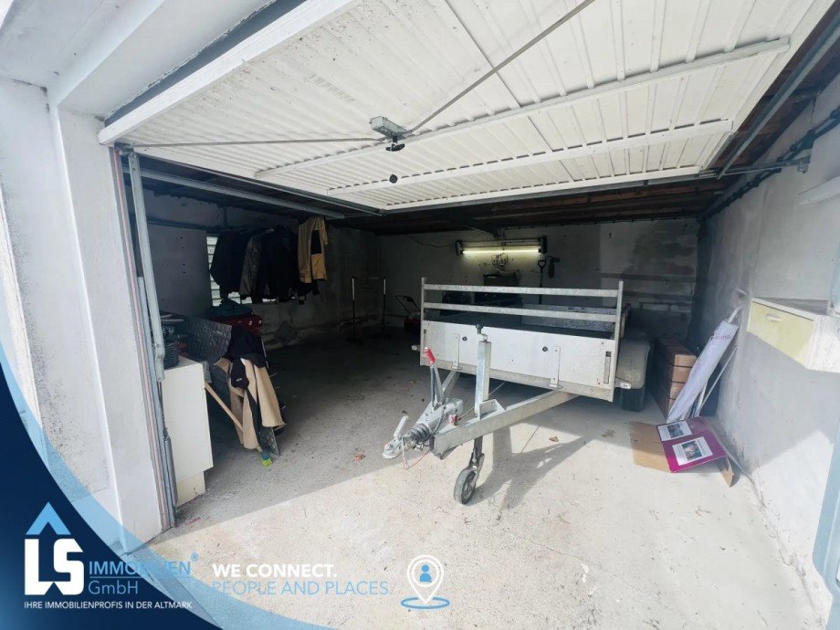 Doppelgarage Doppelhaush�lfte Tangerm�nde