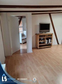 Wohnzimmer Gro�z�gige m�blierte 3 Zimmerwohnung in der Innenstadt von Stendal