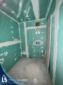 Sanierungswohnung Vierseitenhof mit 5 WE und Garagen in Heeren